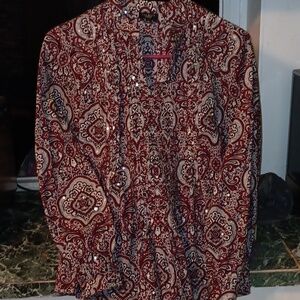 Talbott petite purple/cream paisley blouse. Has a small fan spreading lower back